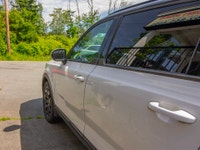 [112,000km AC / Tilt & Telescopic Steering / Power Windows-Mirrors-Power Locks-Keyless Entry / Cruis... (image 9)