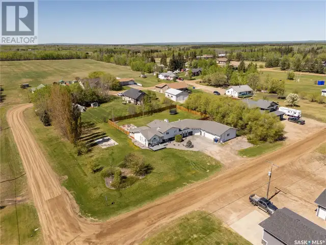 209 1st STREET W Pierceland, Saskatchewan in Houses for Sale in Meadow Lake - Image 33