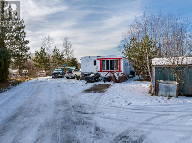 1035 Highway 17 E Unit 8 Wahnapitae, Ontario Houses for Sale