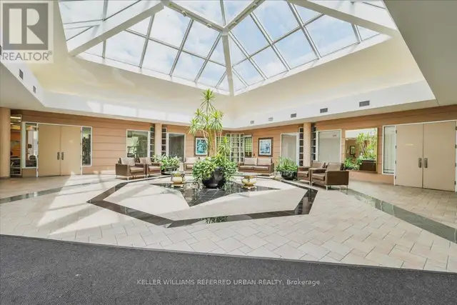 710 - 5 CONCORDE PLACE Toronto (Banbury-Don Mills), Ontario62863792929923122