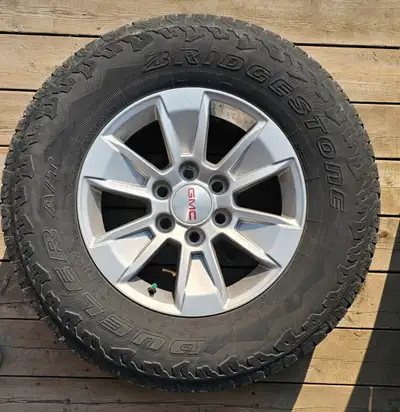 Bridgestone Dueler A/T Factory Tires and Rims off a 2022 GMC 1500 Factory TPMS sensors still install...
