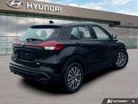 The advertised vehicle price is based on a promotional finance offer. Customers who purchase the veh... (image 4)