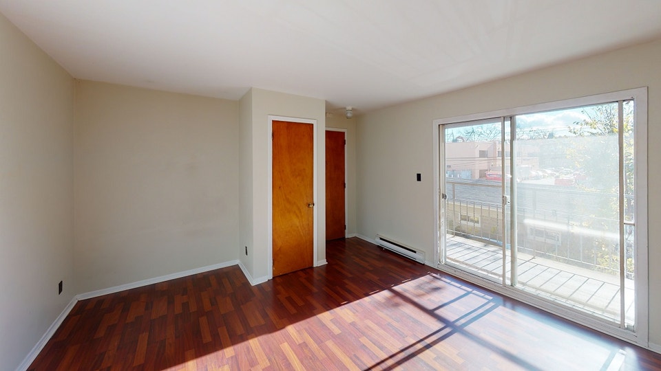 DECEMBER 1ST- 2 BEDROOM-UNDERGROUND PARKING -BALCONY 5