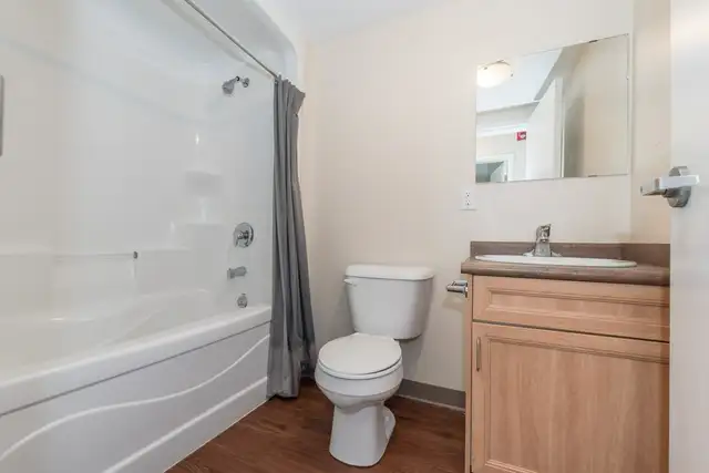1 Male Student Bed in Unit 4 at 298 Spruce- $1,000 Gift Card!! in Room Rentals & Roommates in Kitchener / Waterloo - Image 13