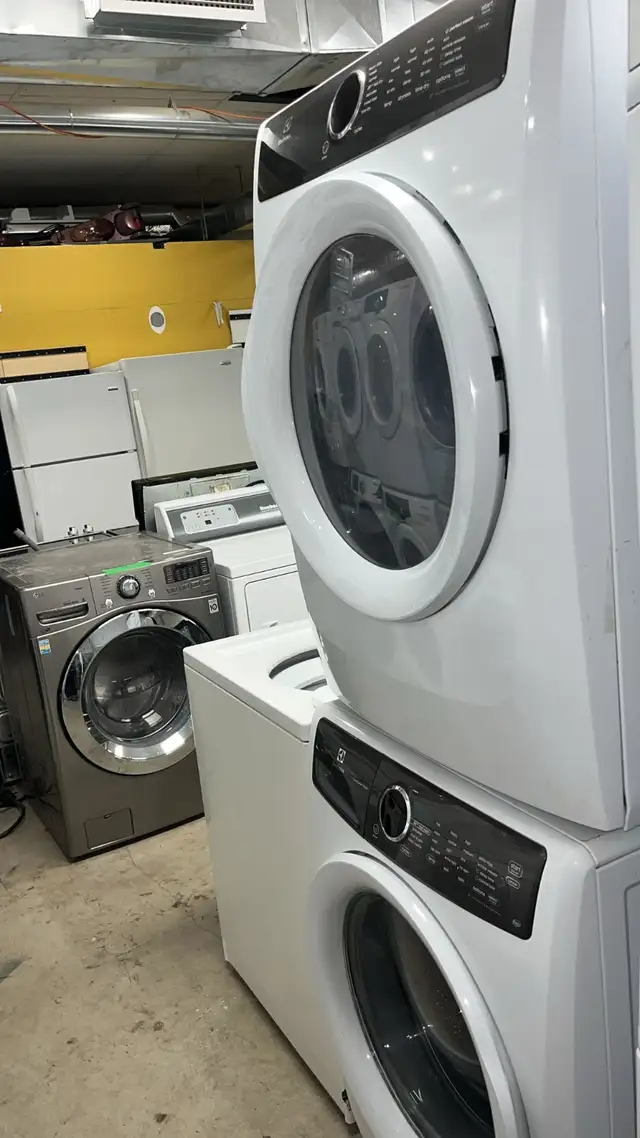 Electrolux Like New 27” Stackable Washer and dryer 30-Day in Washers & Dryers in Kitchener / Waterloo - Image 5
