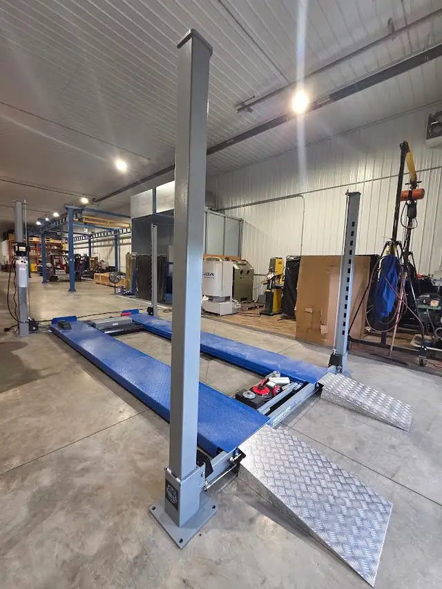 Unique Lifts 11,000lbs Heavy Duty 4 Post Car Hoist 