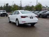 This pre-owned 2020 Volkswagen Jetta Execline offers refined styling, advanced technology, and impre... (image 3)