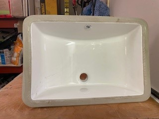 Undermount Sink in Plumbing, Sinks, Toilets & Showers in Bedford