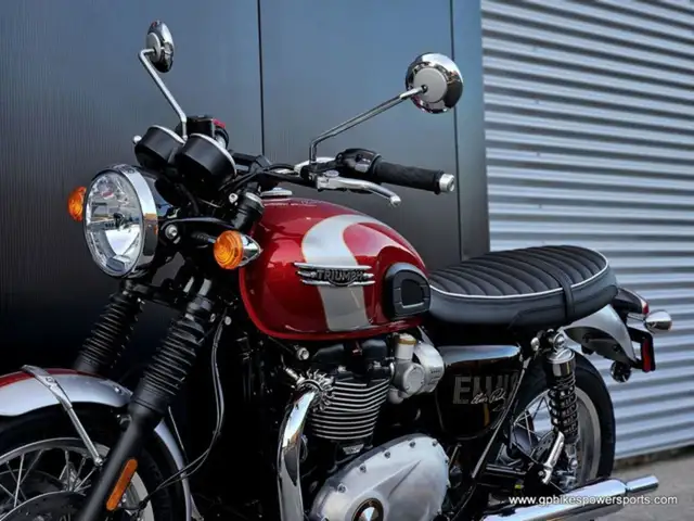 Triumph Bonneville T120 Elvis Presley Limited Edition Carn in Street, Cruisers & Choppers in Oshawa / Durham Region - Image 13