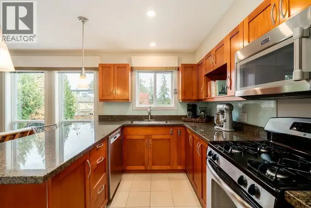 3 1233 MAIN STREET Squamish, British Columbia in Condos for Sale in Sunshine Coast - Image 10