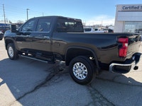 One Owner, 2500HD LTZ, 6.6L Duramax, Z71 Off-Road Pkg, Max Trailer Pkg, Safety Pkg, Convenience Pkg,... (image 8)