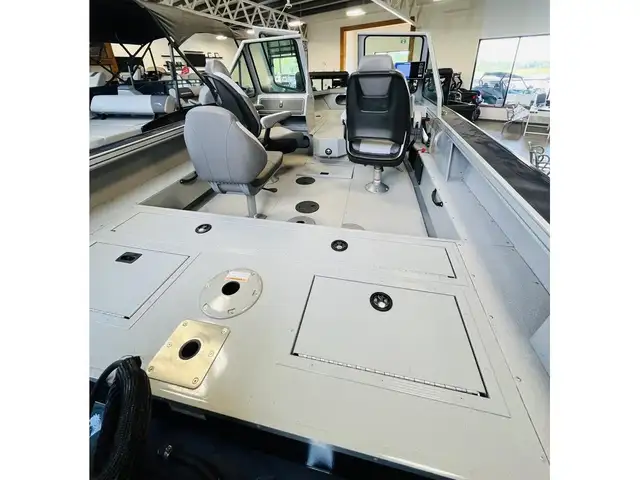 2026 Smoker-Craft Avenger in Powerboats & Motorboats in Guelph - Image 16