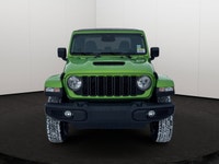 This 2026 JEEP GLADIATOR SPORT 4X4 has the following options Cloth Low-Back Bucket Seats, Remote Sta... (image 6)