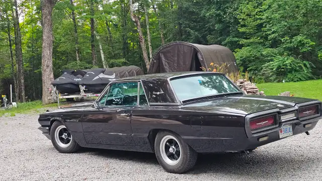 Sell or Trade 1964 Thunderbird Coupe in Classic Cars in Oshawa / Durham Region - Image 4