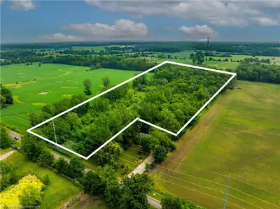 FOR SALE - ENDLESS POSSIBILITIES AWAIT – LET YOUR DREAMS TAKE ROOT … Welcome to 54255 Shafley Road S...