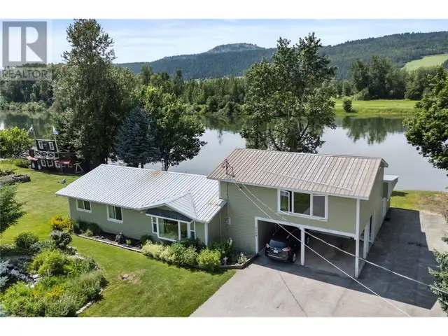 7088 97A Highway Grindrod, British Columbia in Houses for Sale in Vernon - Image 13