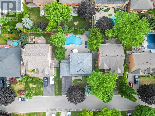 12 DORMAN DRIVE Whitchurch-Stouffville (Stouffville), Ontario63006663617283122
