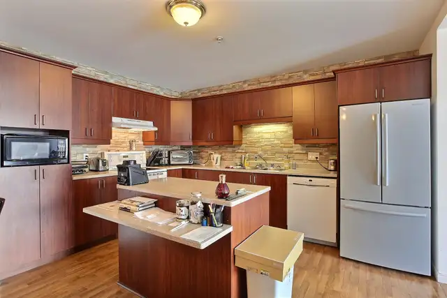 4 1/2, 17025 boul. Henri-Bourassa CHARLESBOURG - 1er MAI 2026 in Long Term Rentals in Québec City - Image 13