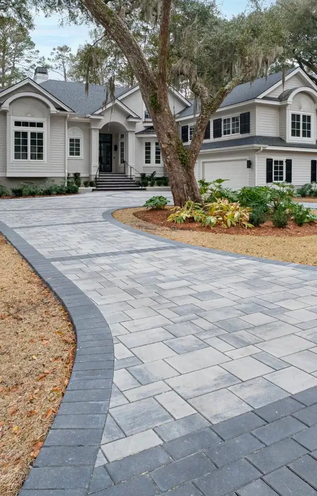 INTERLOCK / CONCRETE / PAVING537541440071936006