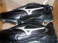 Mizuno Baseball Shoes, different sizes available, Brand New in B