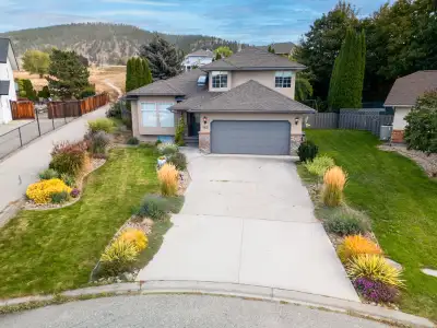 Welcome to this fantastic family home, perfectly situated on a quiet cul-de-sac in a highly desirabl...