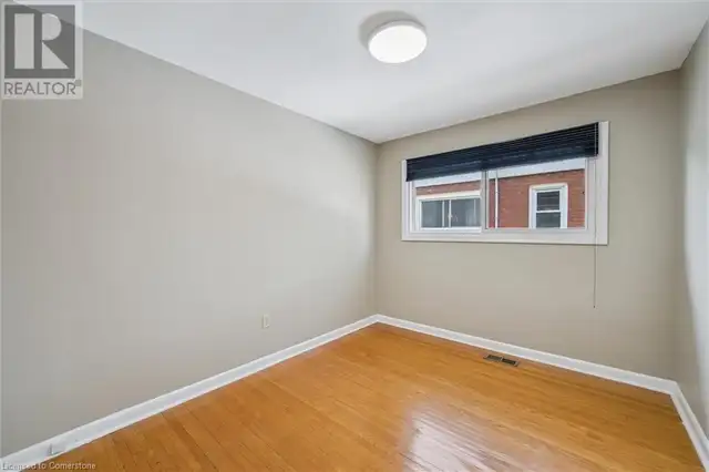 46 ORGAN Crescent Hamilton, Ontario in Houses for Sale in Hamilton - Image 27