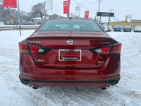 LEATHER, NAVIGATION SYSTEM, BACK-UP CAMERA, HEATED SEATS, SUNROOF/MOONROOF, MEMORY SEATS, WOOD TRIM,... (image 3)