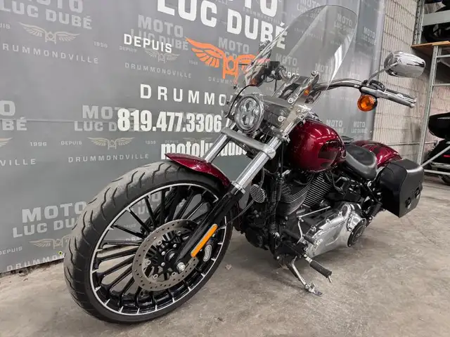 2017 Harley-Davidson FXSB Breakout in Street, Cruisers & Choppers in Drummondville - Image 9