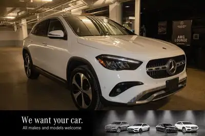 This Mercedes-Benz GLA 250 has a powerful Intercooled Turbo Gas/Electric I-4 2.0 L/121 engine poweri...