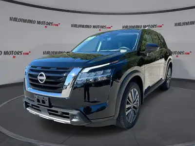 // ACCIDENT FREE!! // Meet the 2024 Nissan Pathfinder SL 4WD, a well-equipped used SUV built for bus...