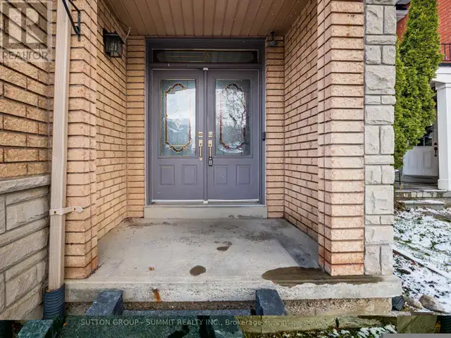 7676 BLACK WALNUT TRAIL E Mississauga (Lisgar), Ontario in Houses for Sale in Mississauga / Peel Region - Image 6