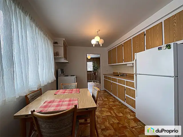 $549,000 - 1 1/2 Storey for sale in St-Laurent in Houses for Sale in City of Montréal - Image 5
