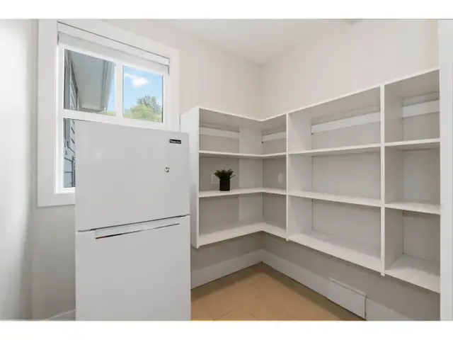 17138 0A AVENUE Surrey, British Columbia in Houses for Sale in Delta/Surrey/Langley - Image 12