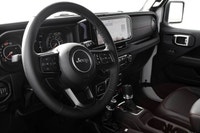 This Jeep Wrangler has a strong Regular Unleaded V-6 3.6 L/220 engine powering this Automatic transm... (image 9)
