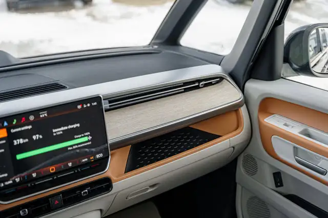 2025 Volkswagen ID. Buzz 1st Edition | CAPTAIN CHAIR | LAUNCH in Cars & Trucks in Grande Prairie - Image 33