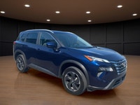 Price includes $1,000 finance credit. Price does not include fees or taxes. The 2025 Nissan Rogue SV... (image 3)
