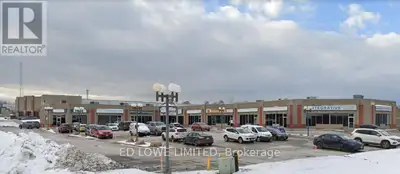 2000 s.f. (approx) of Industrial space in Barrie's busy south end. Storefront style unit. Easy acces...
