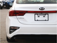 2021 KIA FORTE EX - BC VEHICLE - BACKUP CAMERA - HEATED FRONT SEATS AND STEERING WHEEL - LANE KEEP A... (image 8)