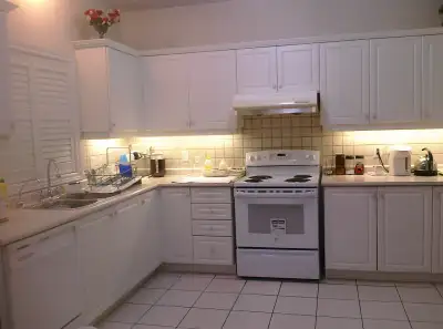 Furnished Large, Clean Bdrm for Rent.$1,000/month ALL INCLUSIVE