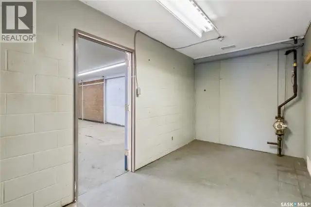 568 18th STREET E Prince Albert, Saskatchewan in Commercial & Office Space for Sale in Prince Albert - Image 19