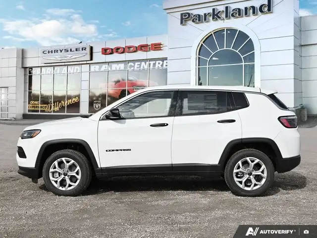 2025 Jeep Compass Sport 4x4 Nav Capable Heated Seats in Cars & Trucks in St. Albert - Image 4