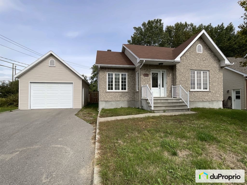 $565,000 - Bungalow in Trois-Rivières (Trois-Rivières-Ouest) — photo 1