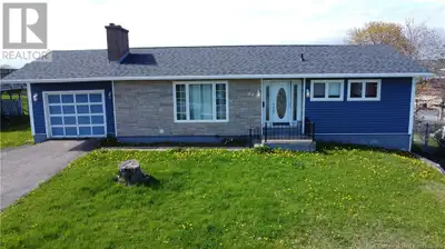 This functional and inviting home is perfectly located on Saint Johns desirable east side, offering...