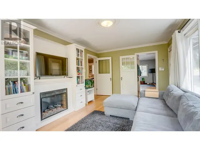 2302 23 Avenue Vernon, British Columbia in Houses for Sale in Vernon - Image 12