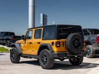 Welcome to 400 Chrysler Dodge Jeep Ram. Powerful 3.6L V-6 engine - Rugged 4x4 capability - Distincti... (image 5)