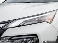 This Nissan Rogue has a dependable Intercooled Turbo Regular Unleaded I-3 1.5 L/91 engine powering t... (image 9)