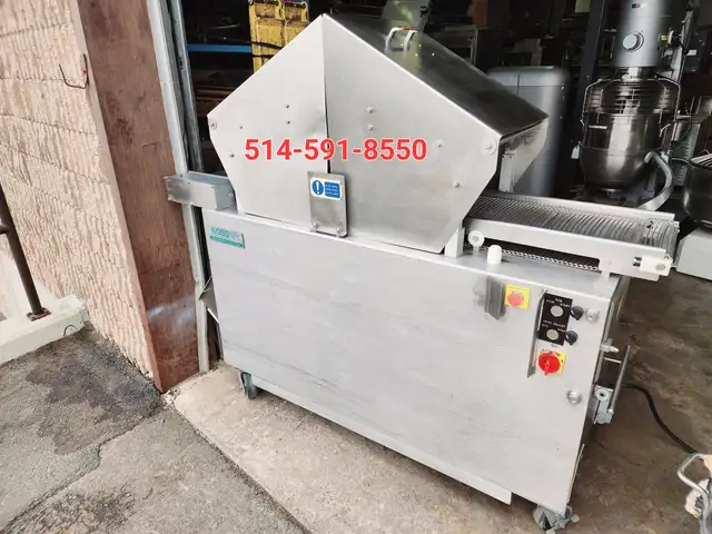 Ross Industries Meat Tenderizer / Attendrisseur de Viande in Industrial Kitchen Supplies in City of Toronto - Image 8