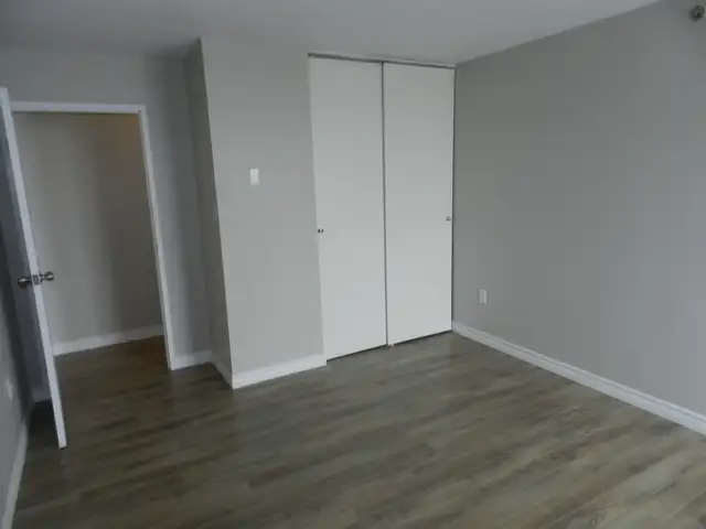 SPACIOUS TWO BEDROOM TWO BATHROOM APARTMENT AVAILABLE- DOWNTOWN  in Long Term Rentals in Dartmouth - Image 7
