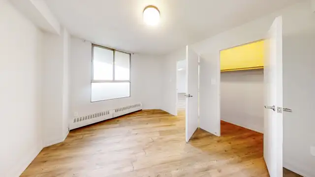 4001 Steeles Ave W. -  2 Bedroom Large - One month free Apartmen in Long Term Rentals in Markham / York Region - Image 18