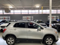 **FORMER FLEET VEHICLE** **SPRING SPECIAL!** FEATURING : AWD, INFOTAINMENT TOUCHSCREEN, FINISHED IN... (image 2)